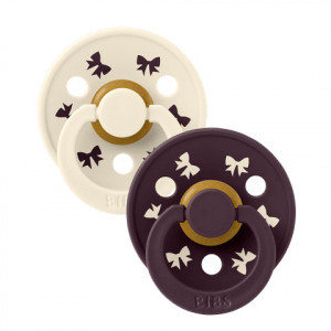 BIBS RETRO Holiday COLOR lateksa māneklis - 2gb., Ivory/Plum  | KIDO.LV